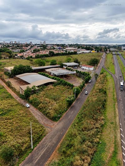 Imóvel área de 8.258,15m² - Fernandópolis SP